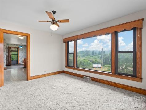 21 Beaverdam Road Canton NC 28716