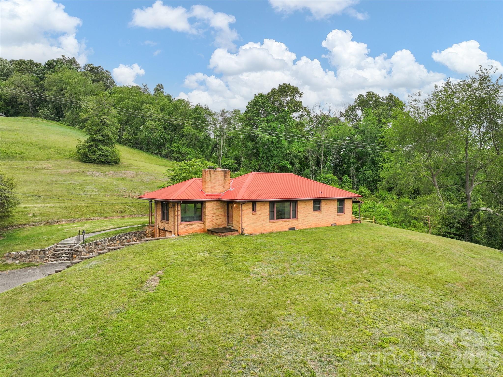21 Beaverdam Road Canton NC 28716