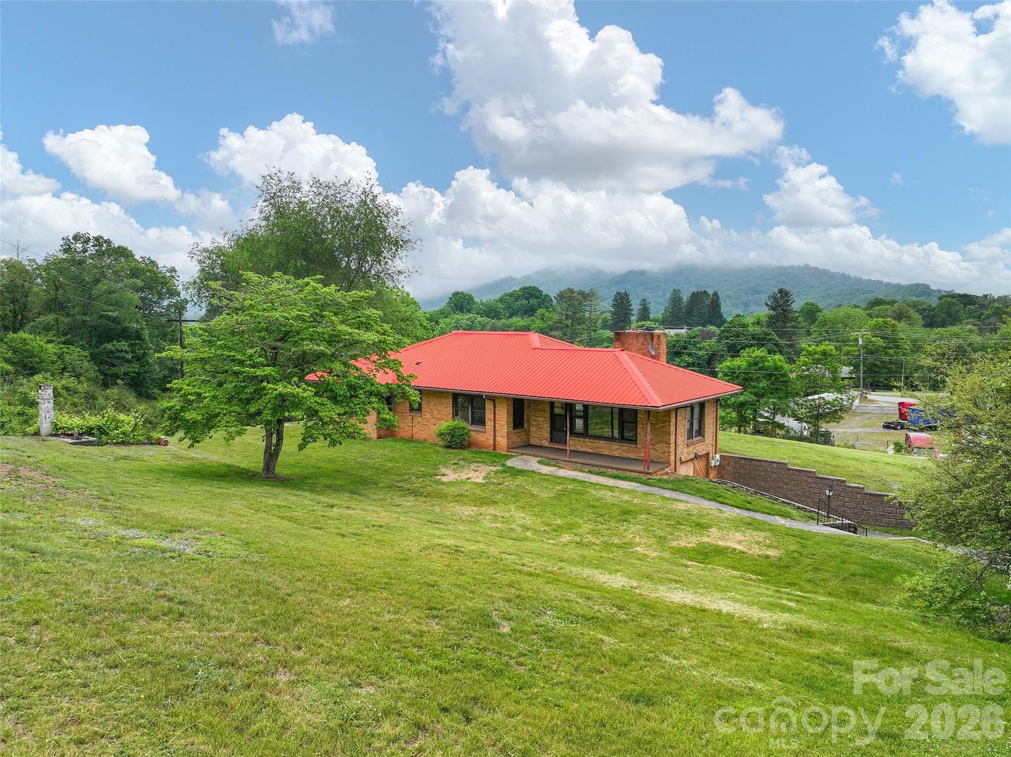 21 Beaverdam Road Canton NC 28716