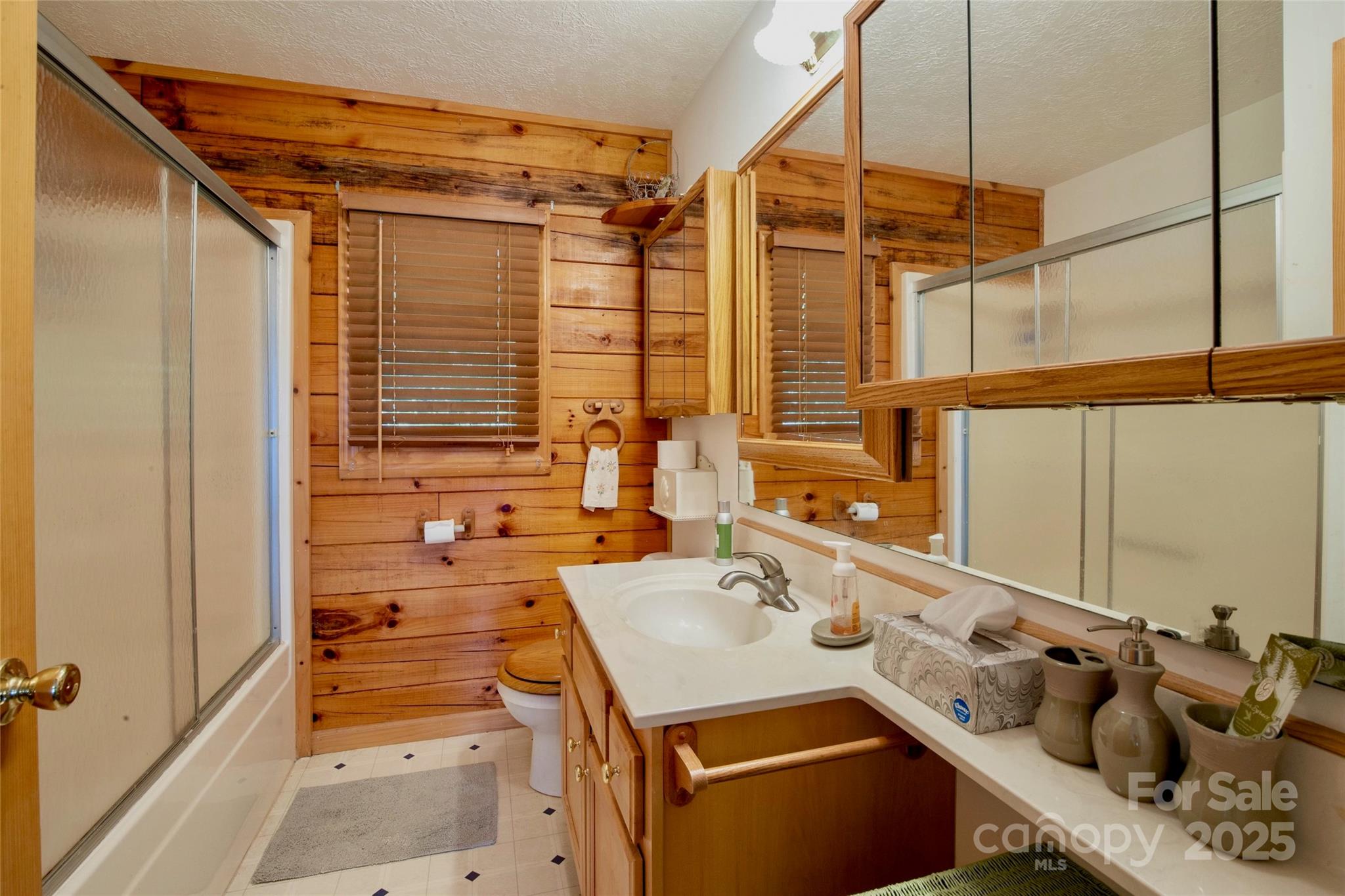 807 Pine Tree Road Spruce Pine NC 28777