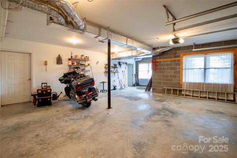 807 Pine Tree Road Spruce Pine NC 28777