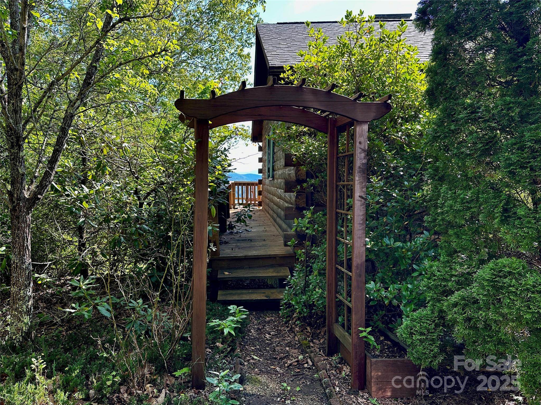 807 Pine Tree Road Spruce Pine NC 28777