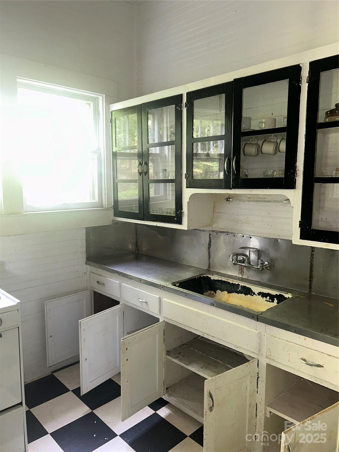 1003 Lundix Street Albemarle NC 28001