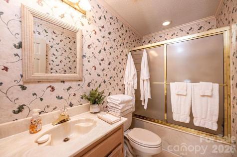 3725 Rock Bridge Drive NE Conover NC 28613