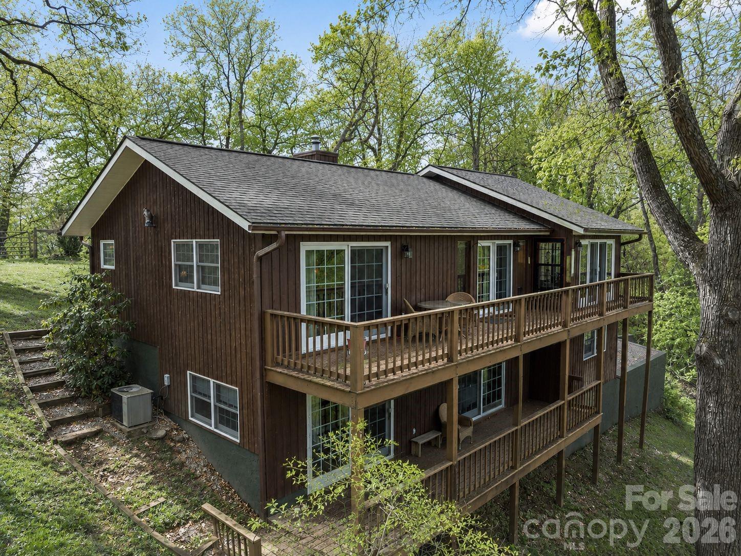 415 Treetop Lane Waynesville NC 28785
