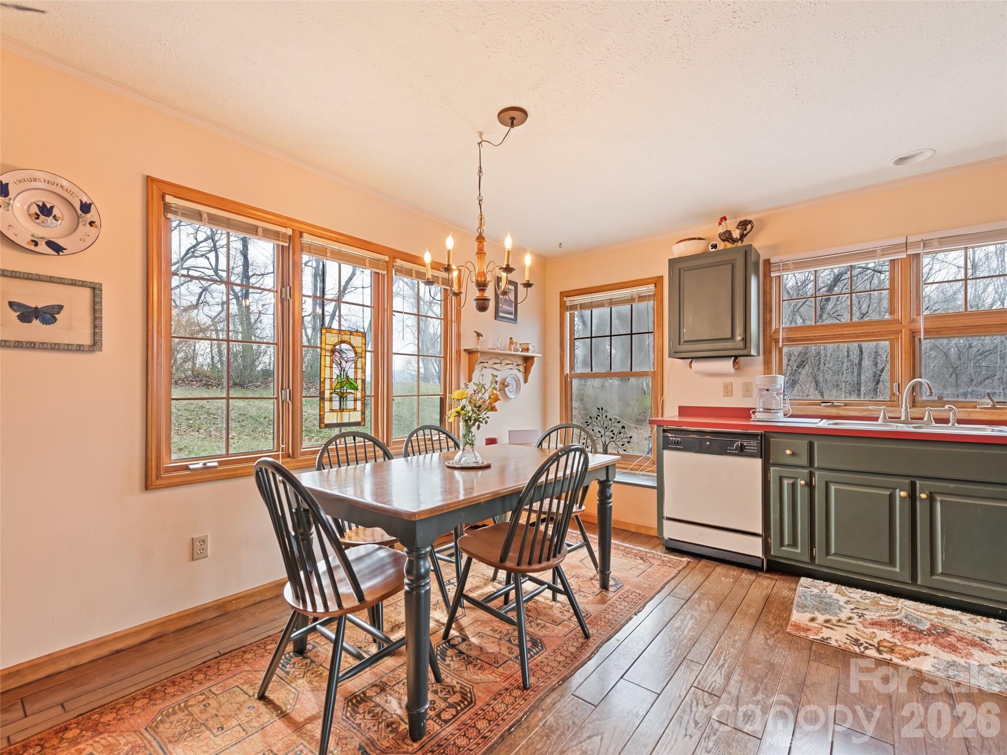 415 Treetop Lane Waynesville NC 28785