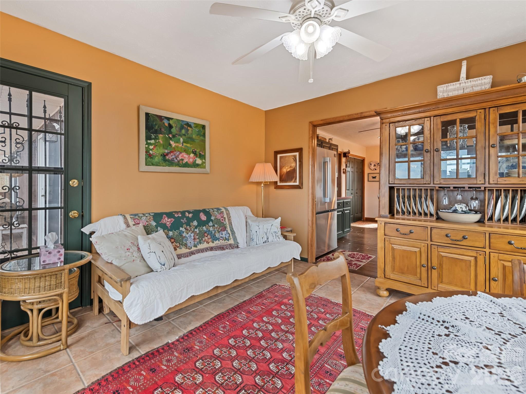415 Treetop Lane Waynesville NC 28785