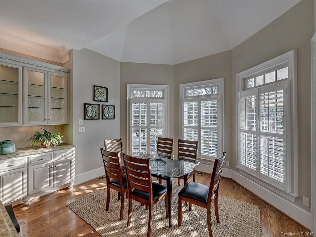 201 Ridgewood Avenue Charlotte NC 28209