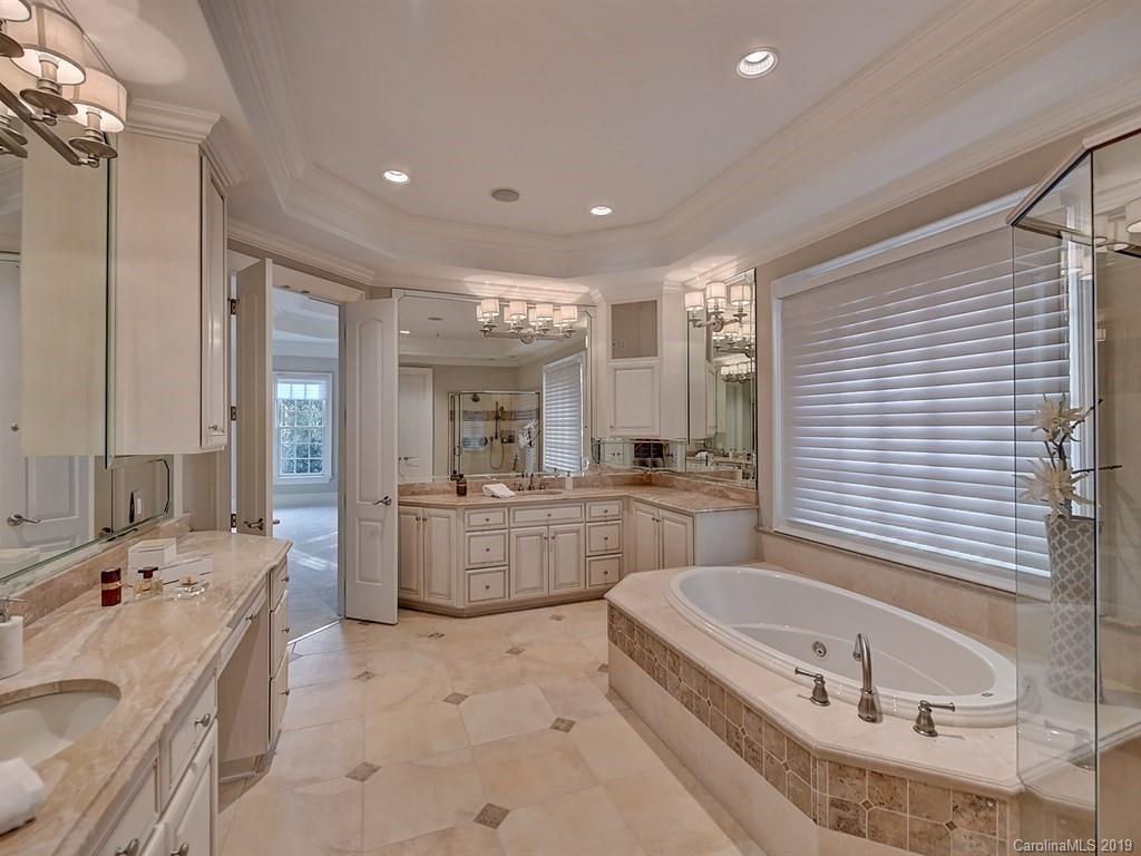 201 Ridgewood Avenue Charlotte NC 28209