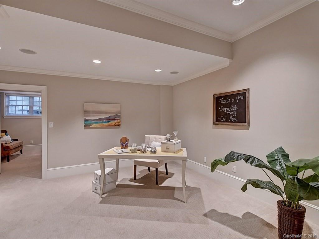 201 Ridgewood Avenue Charlotte NC 28209