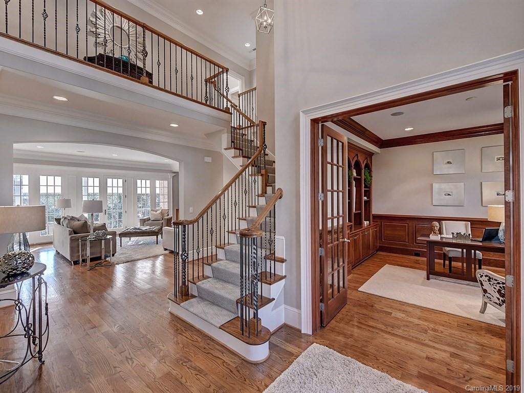 201 Ridgewood Avenue Charlotte NC 28209