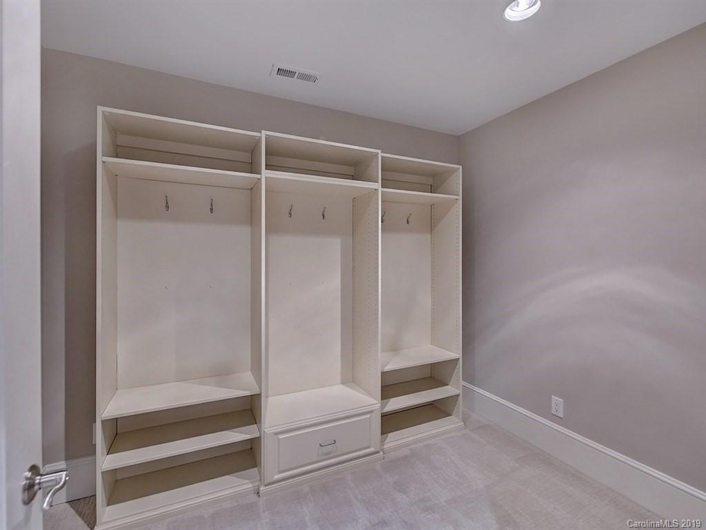 201 Ridgewood Avenue Charlotte NC 28209