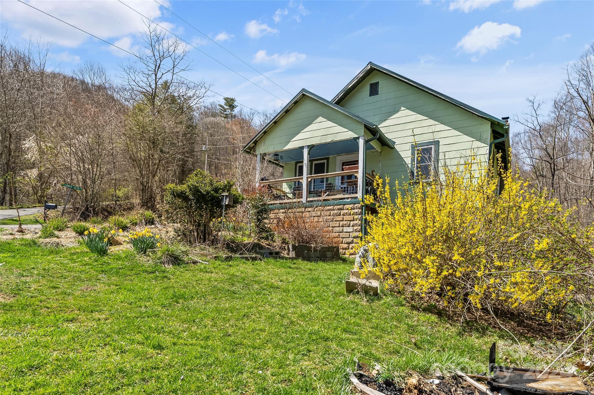 830 Fred Holcombe Road Mars Hill NC 28754