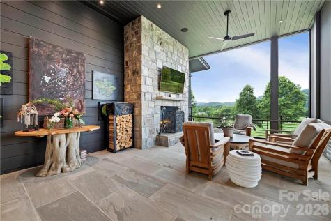 214 Folkestone Lane Arden NC 28704