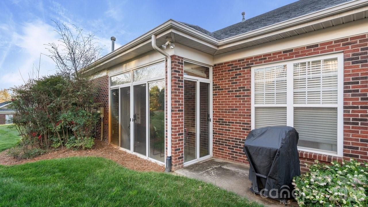 2820 Summer Valley Court Charlotte NC 28269