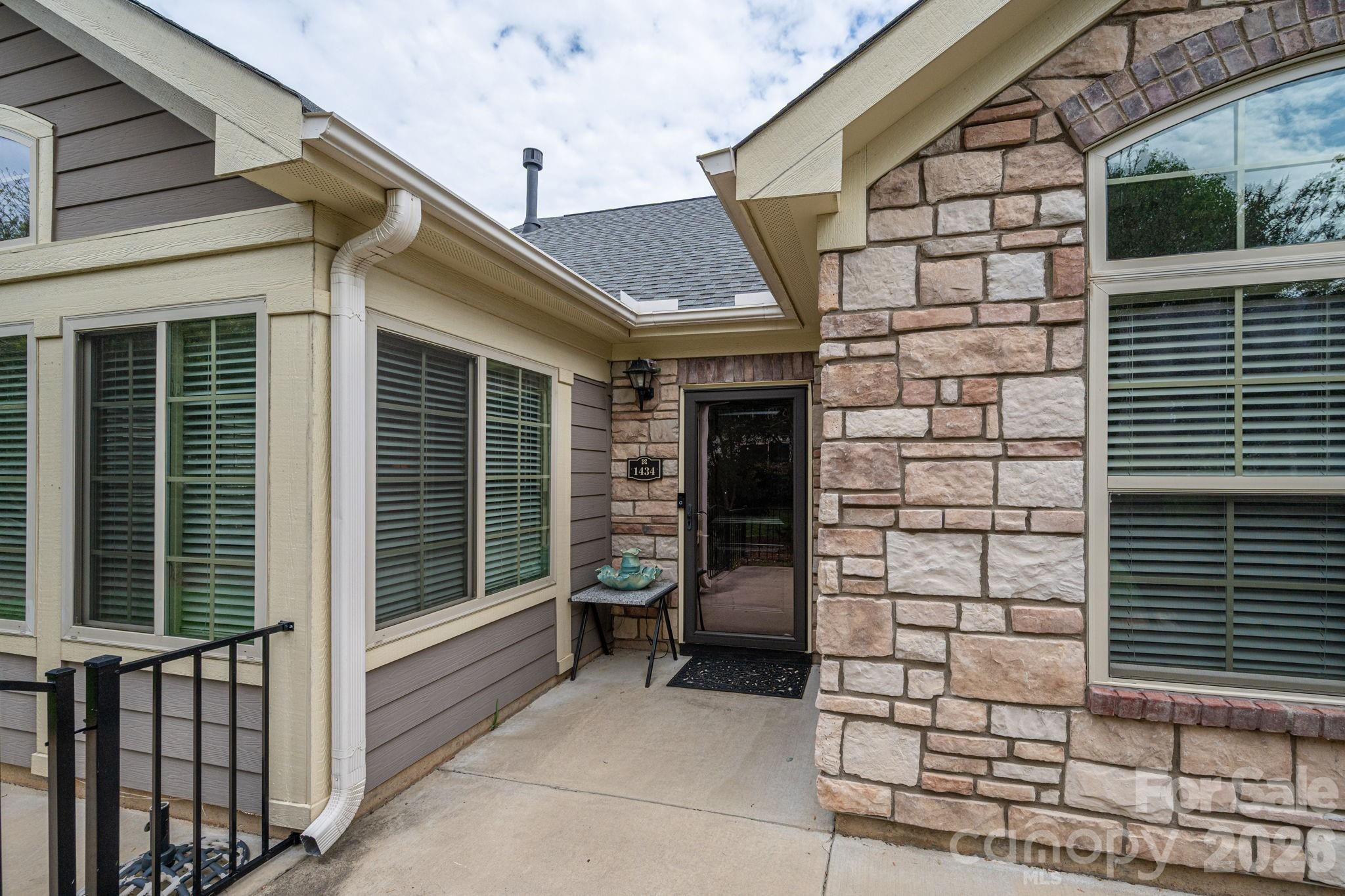 1434 Somersby Circle Gastonia NC 28054