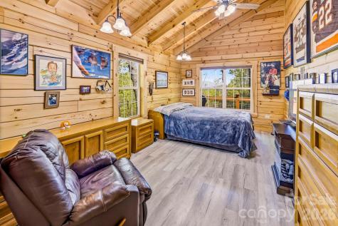 20 Laurel Cottage Lane Black Mountain NC 28711