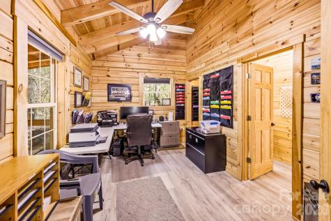 20 Laurel Cottage Lane Black Mountain NC 28711