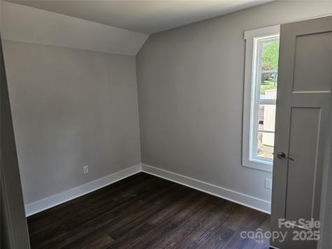 139 Brooks Cove Road Black Mountain NC 28711