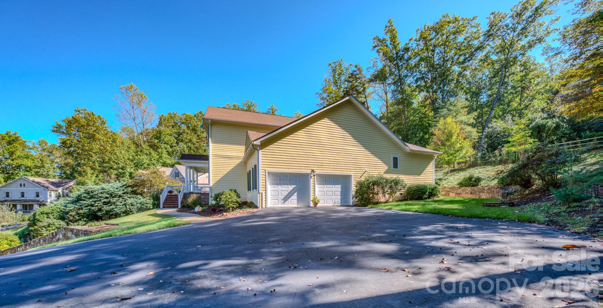 16 La Rue Court Biltmore Lake NC 28715