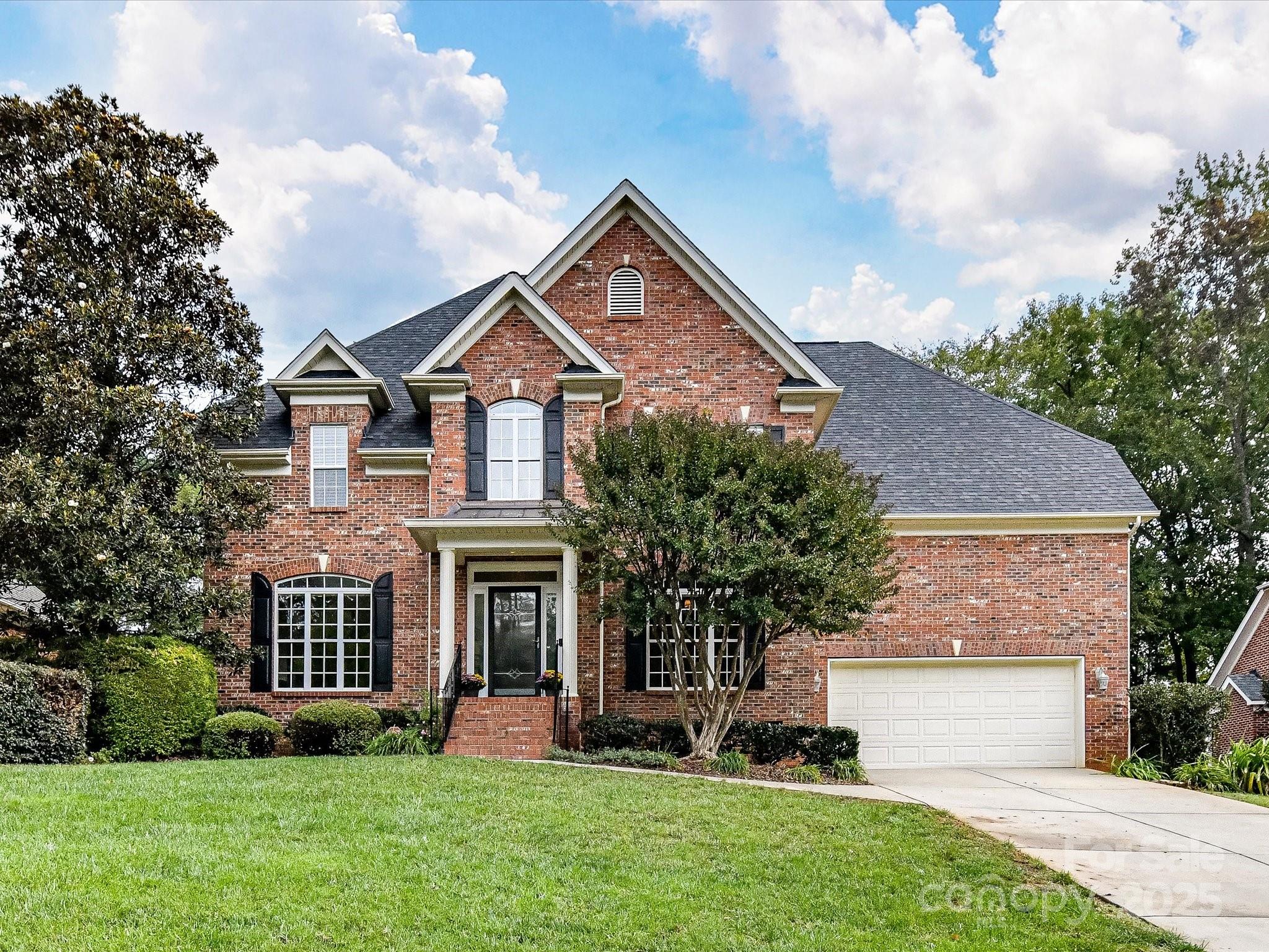 10007 Devereaux Drive Matthews NC 28105
