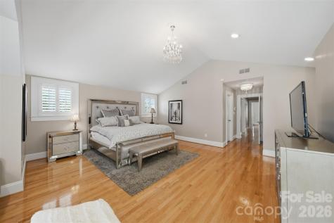 1013 14th Avenue Drive NW Hickory NC 28601