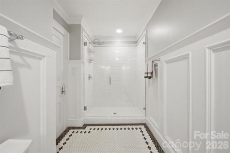 1013 14th Avenue Drive NW Hickory NC 28601