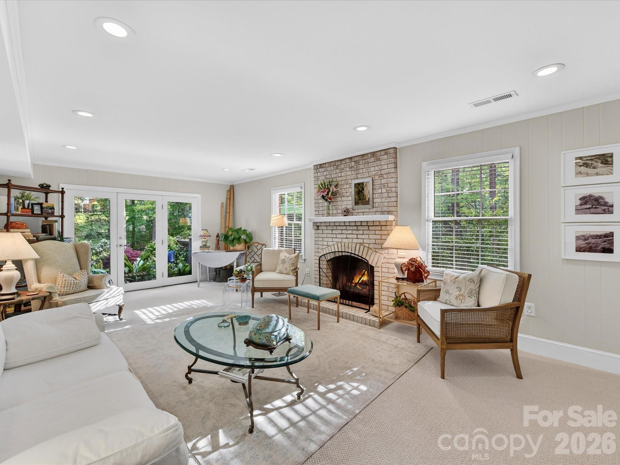 2818 Hinsdale Street Charlotte NC 28210