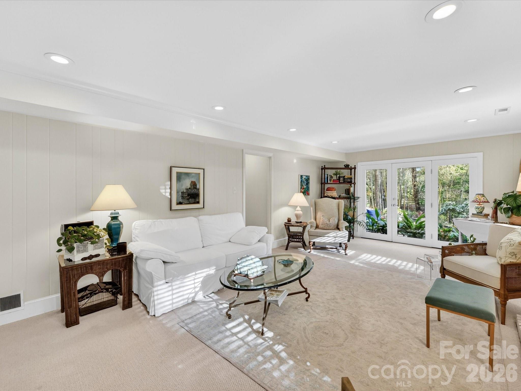 2818 Hinsdale Street Charlotte NC 28210