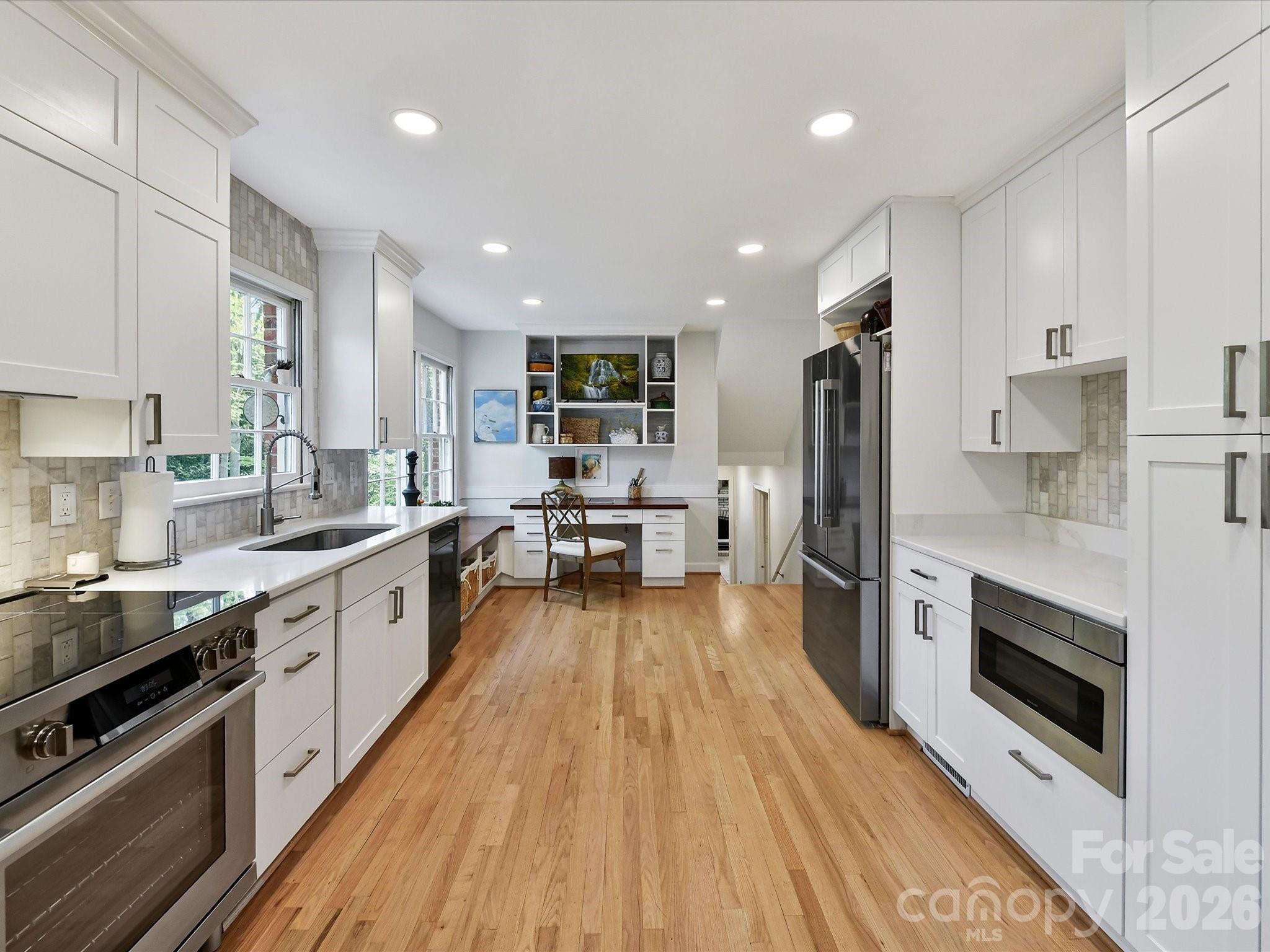 2818 Hinsdale Street Charlotte NC 28210