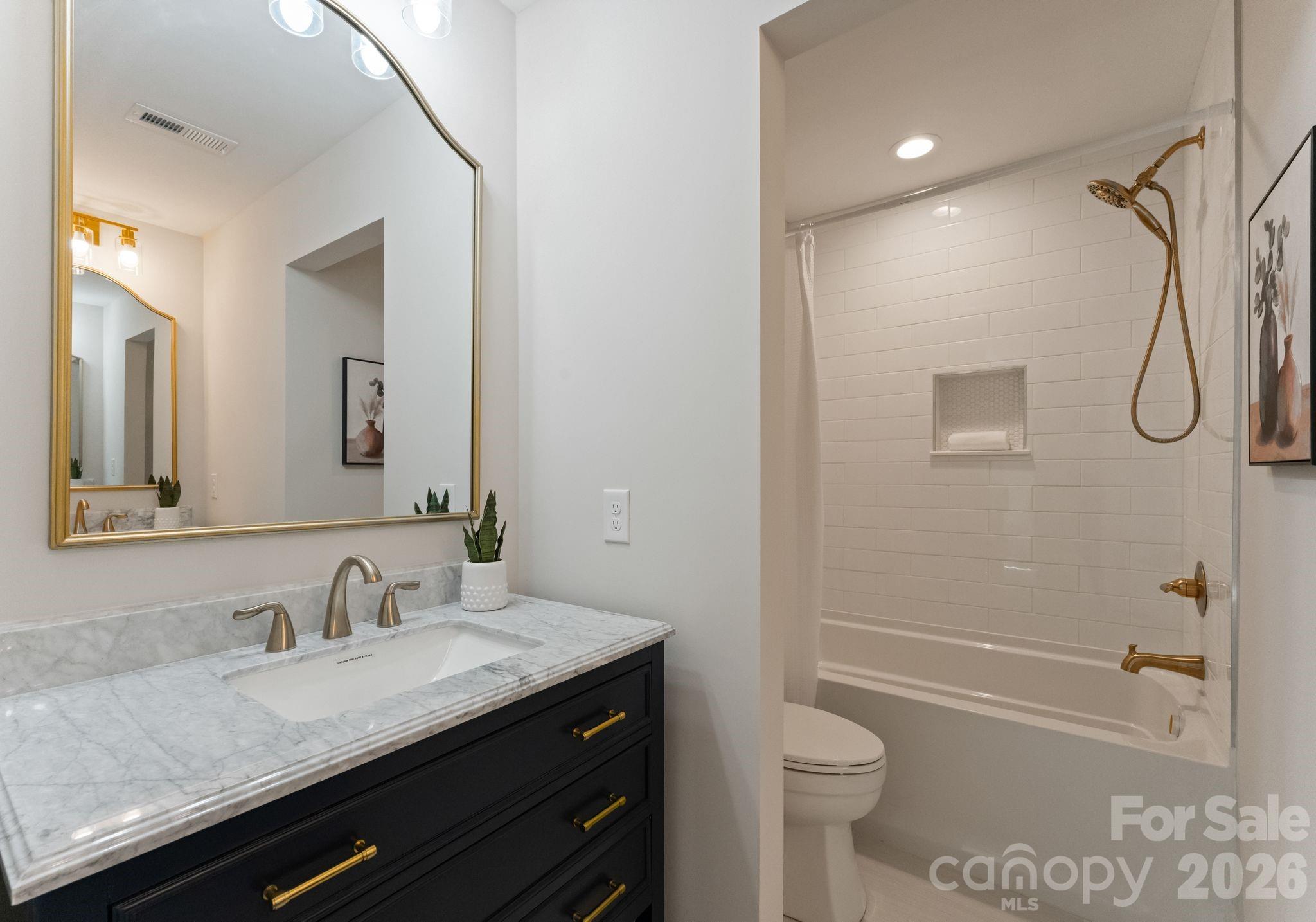 426 Richards Lane Mooresville NC 28115