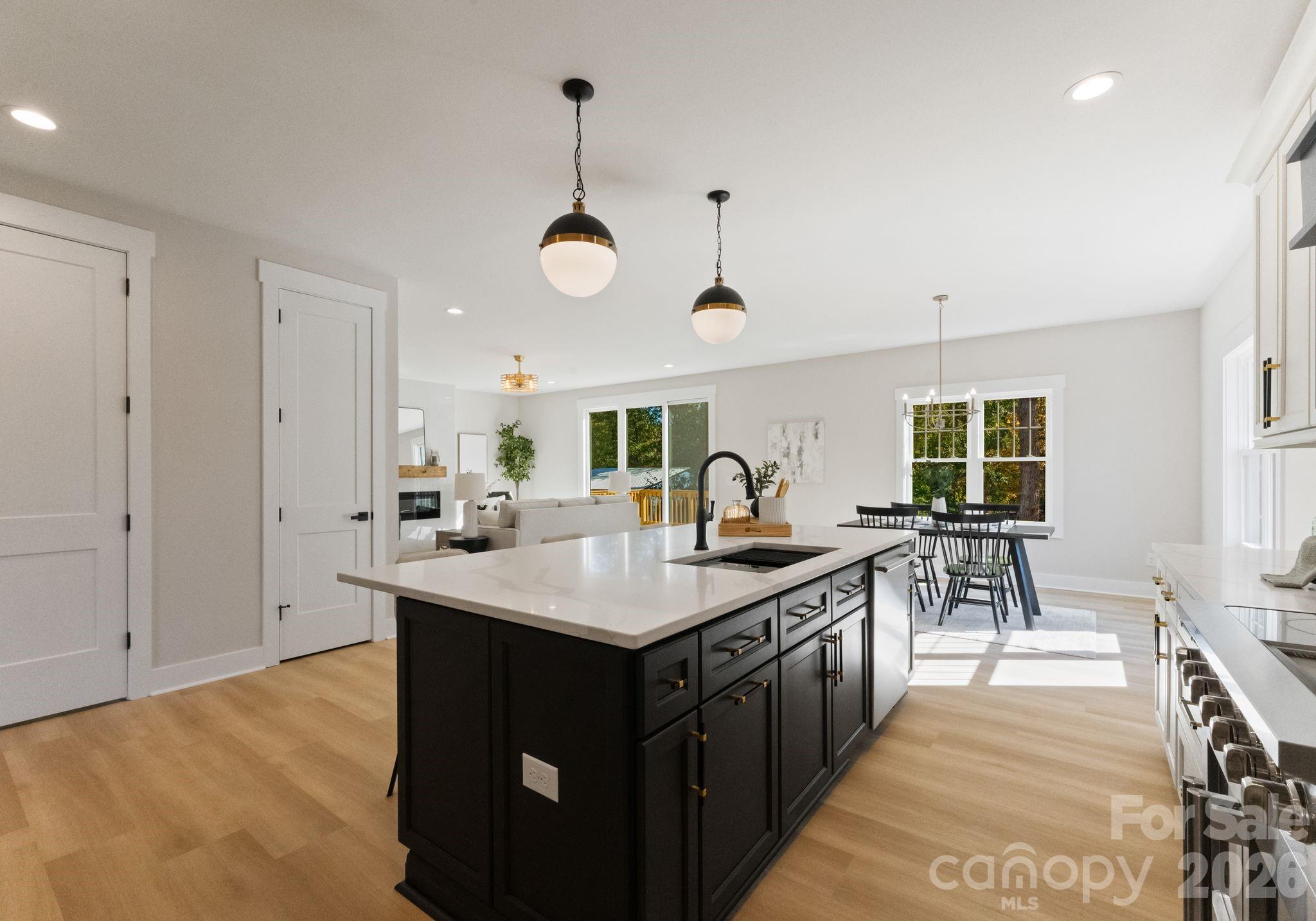 426 Richards Lane Mooresville NC 28115