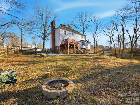 109 Elk Court Mount Holly NC 28120