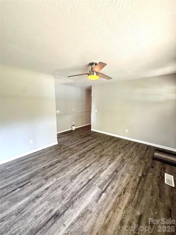 130 N Arlington Avenue Jonesville NC 28642