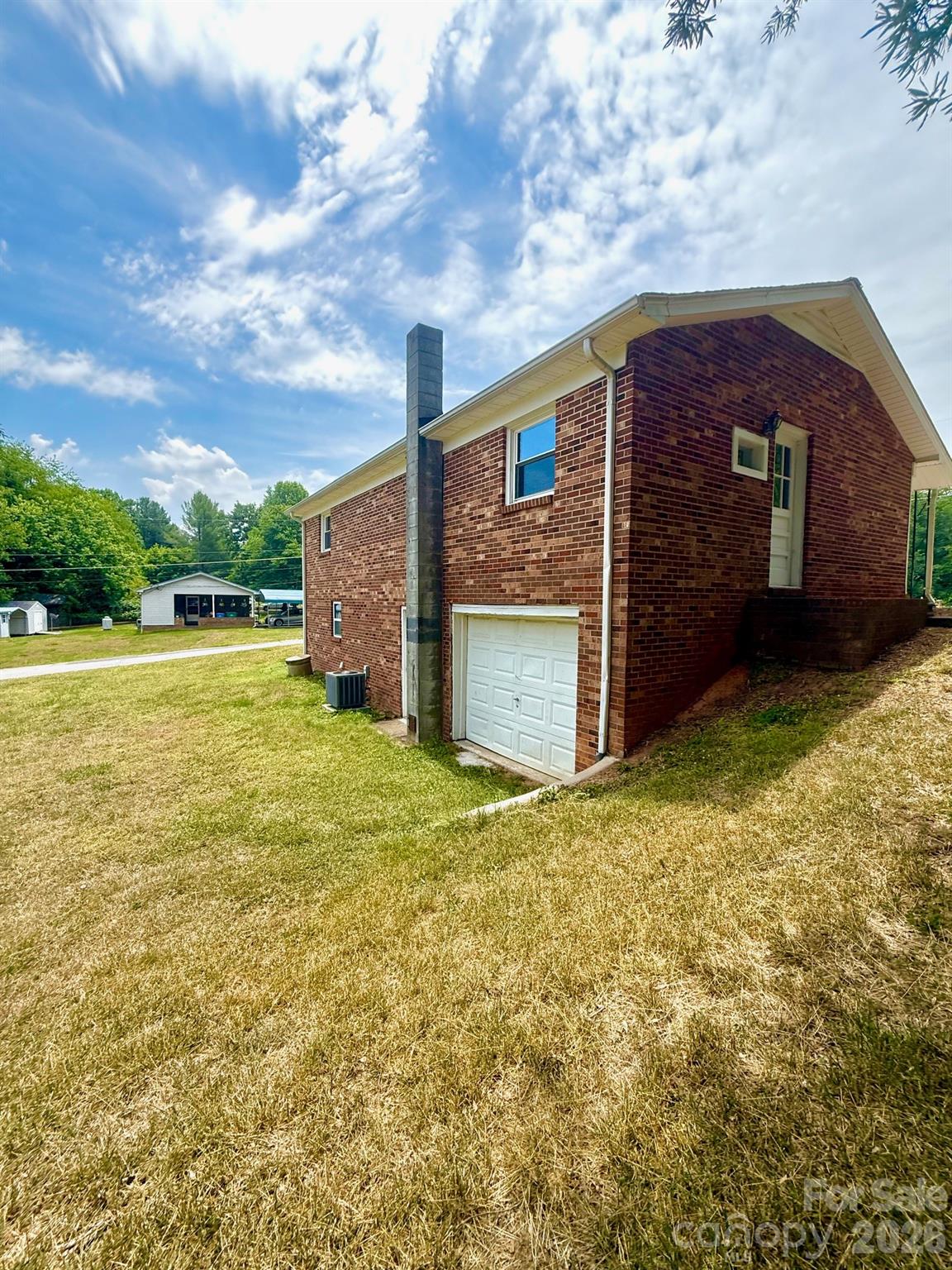 130 N Arlington Avenue Jonesville NC 28642