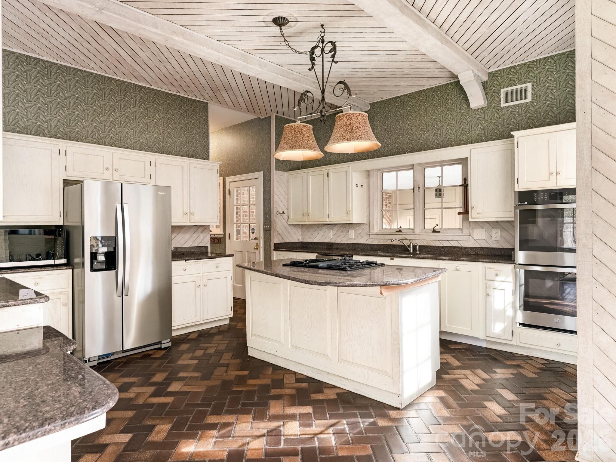 2750 Loch Lane Charlotte NC 28226