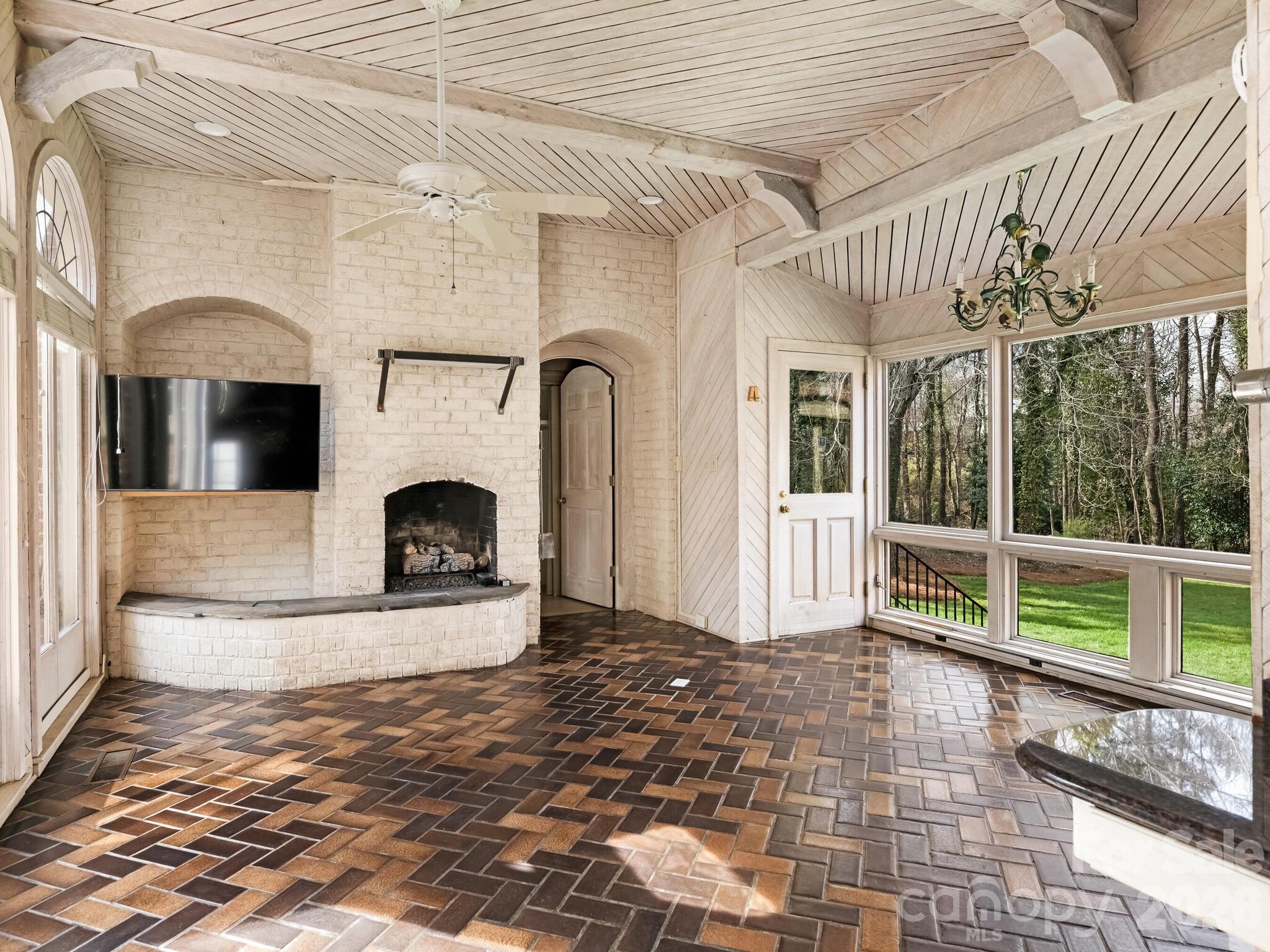 2750 Loch Lane Charlotte NC 28226