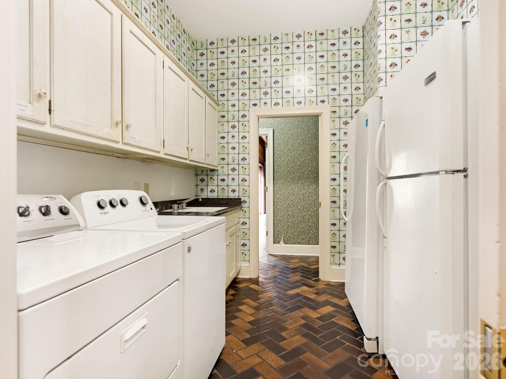 2750 Loch Lane Charlotte NC 28226
