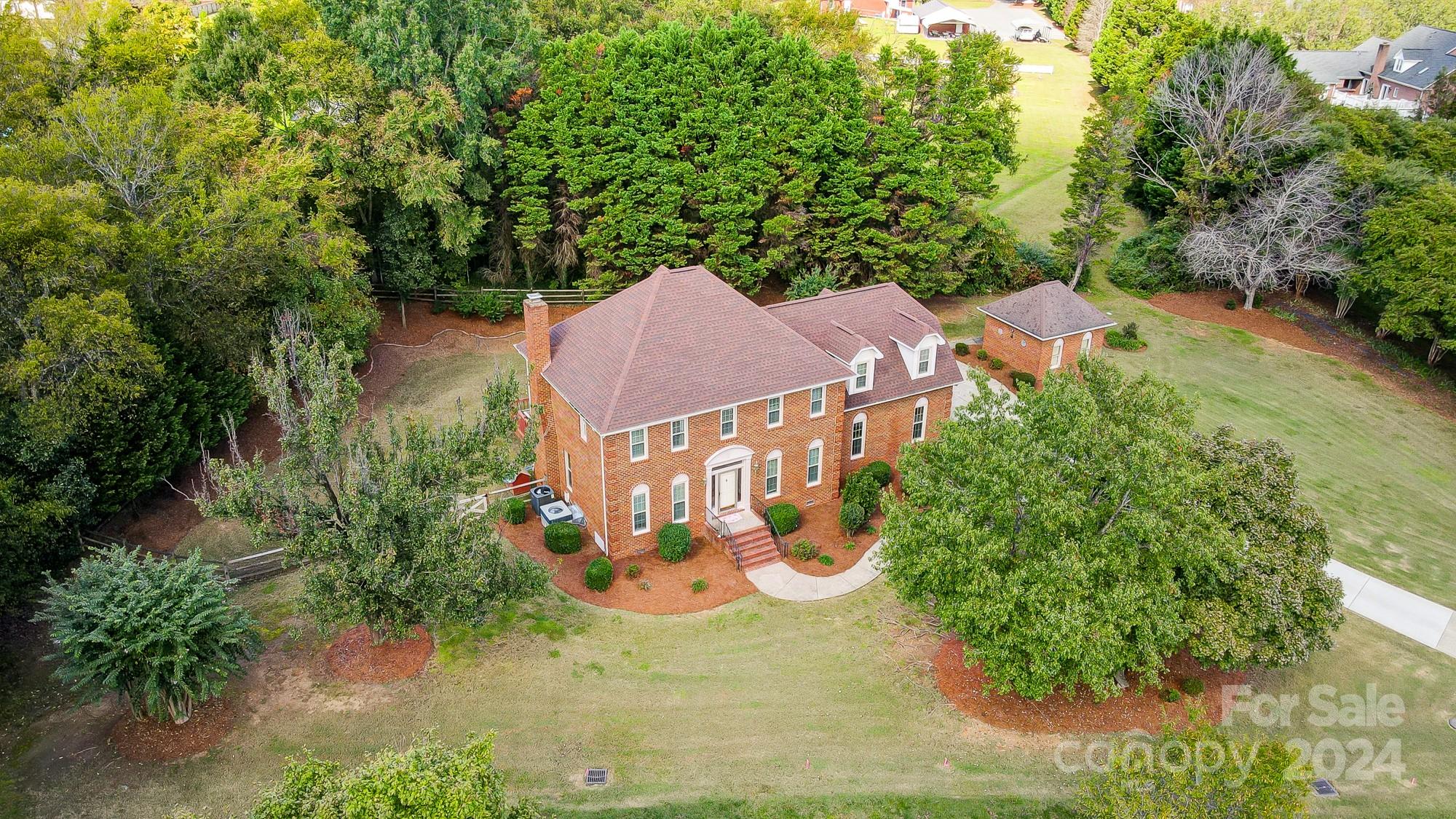 8321 Knights Court Harrisburg NC 28075