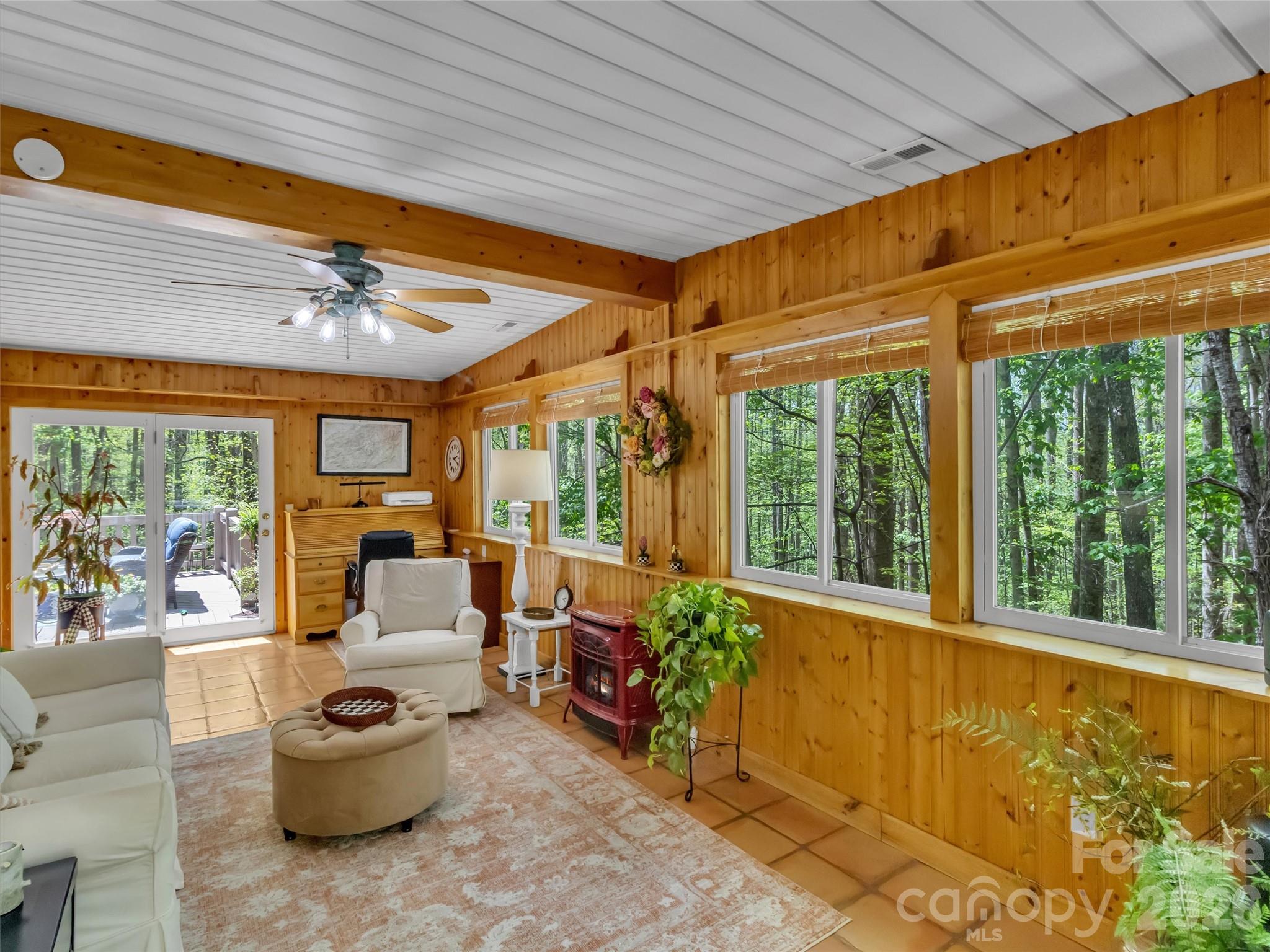 211 Rustic Road Waynesville NC 28786