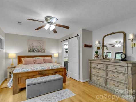 211 Rustic Road Waynesville NC 28786