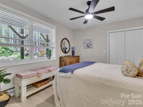 211 Rustic Road Waynesville NC 28786