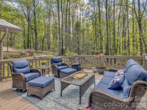 211 Rustic Road Waynesville NC 28786