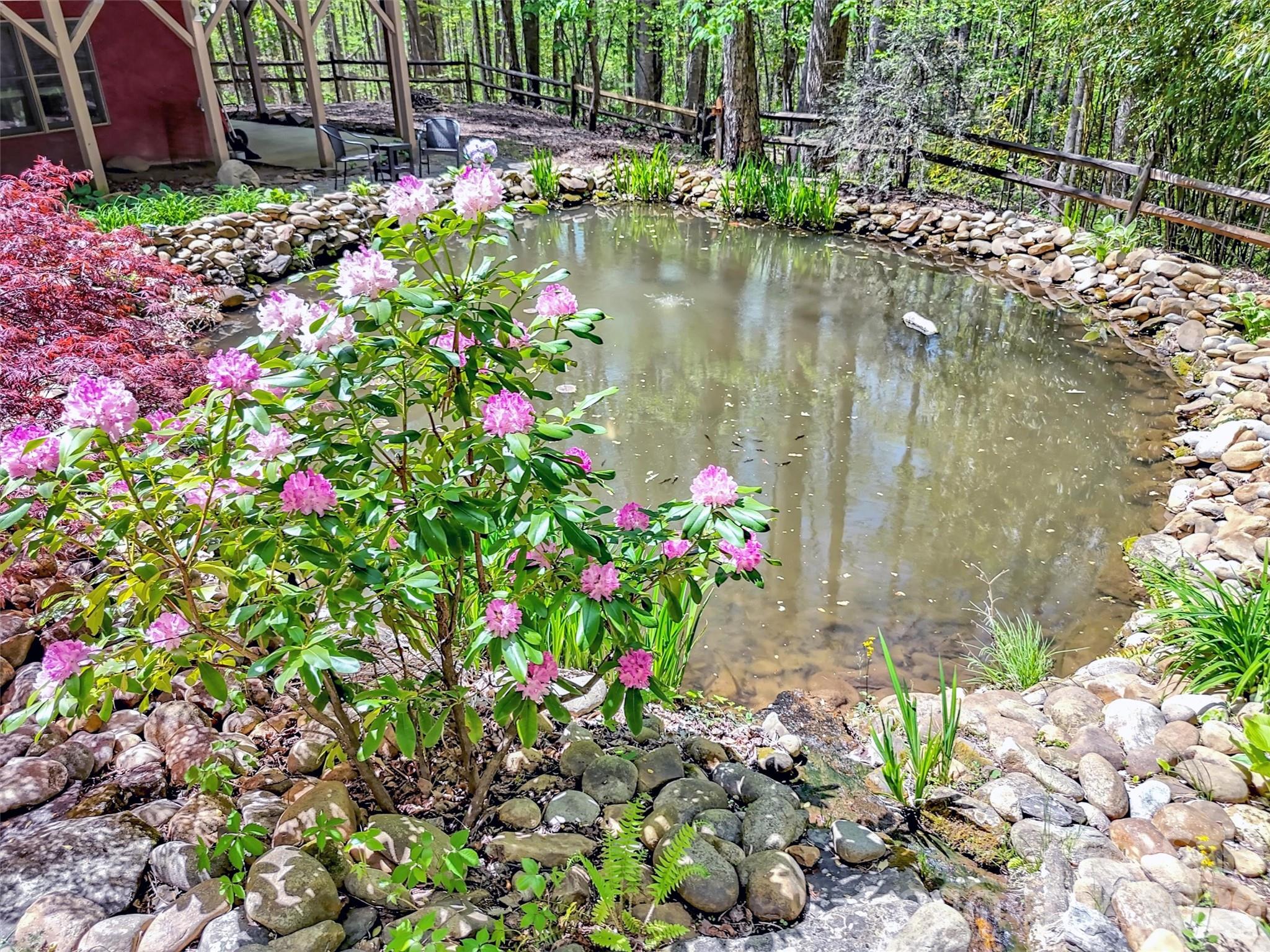 211 Rustic Road Waynesville NC 28786