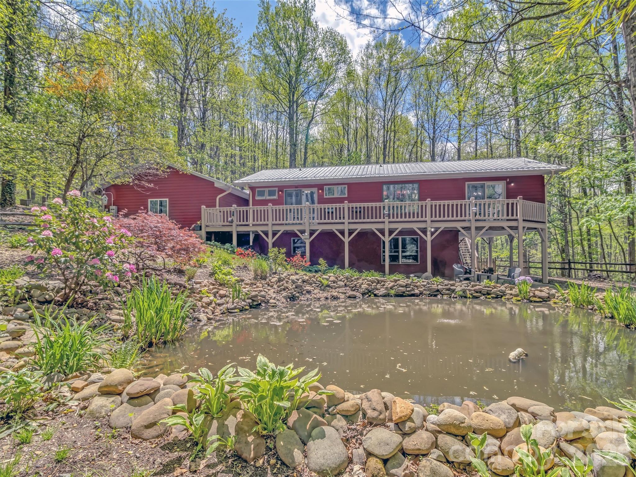 211 Rustic Road Waynesville NC 28786