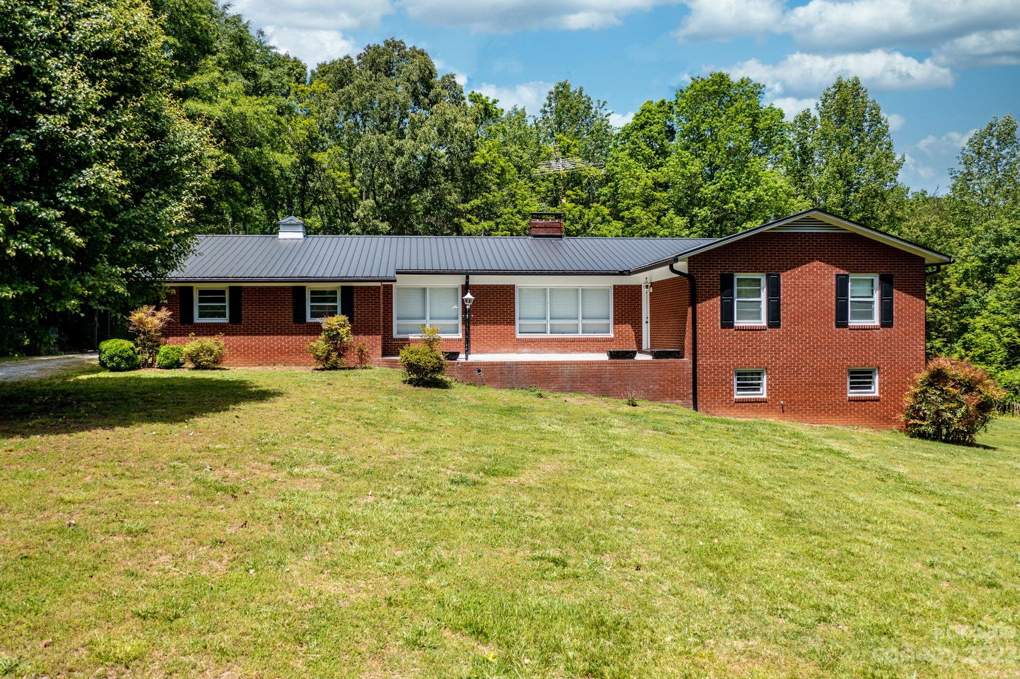 3602 All Healing Springs Road Taylorsville NC 28681
