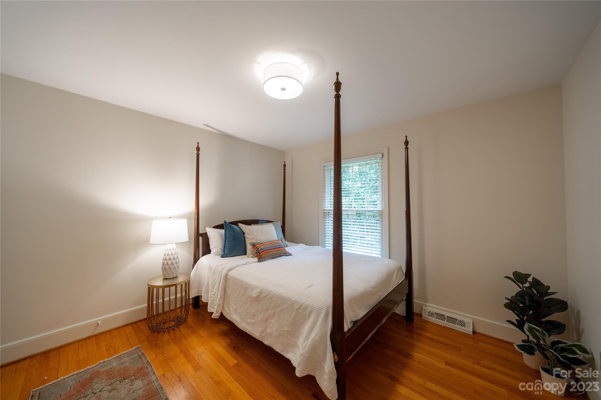 4301 Deepwood Drive Charlotte NC 28226