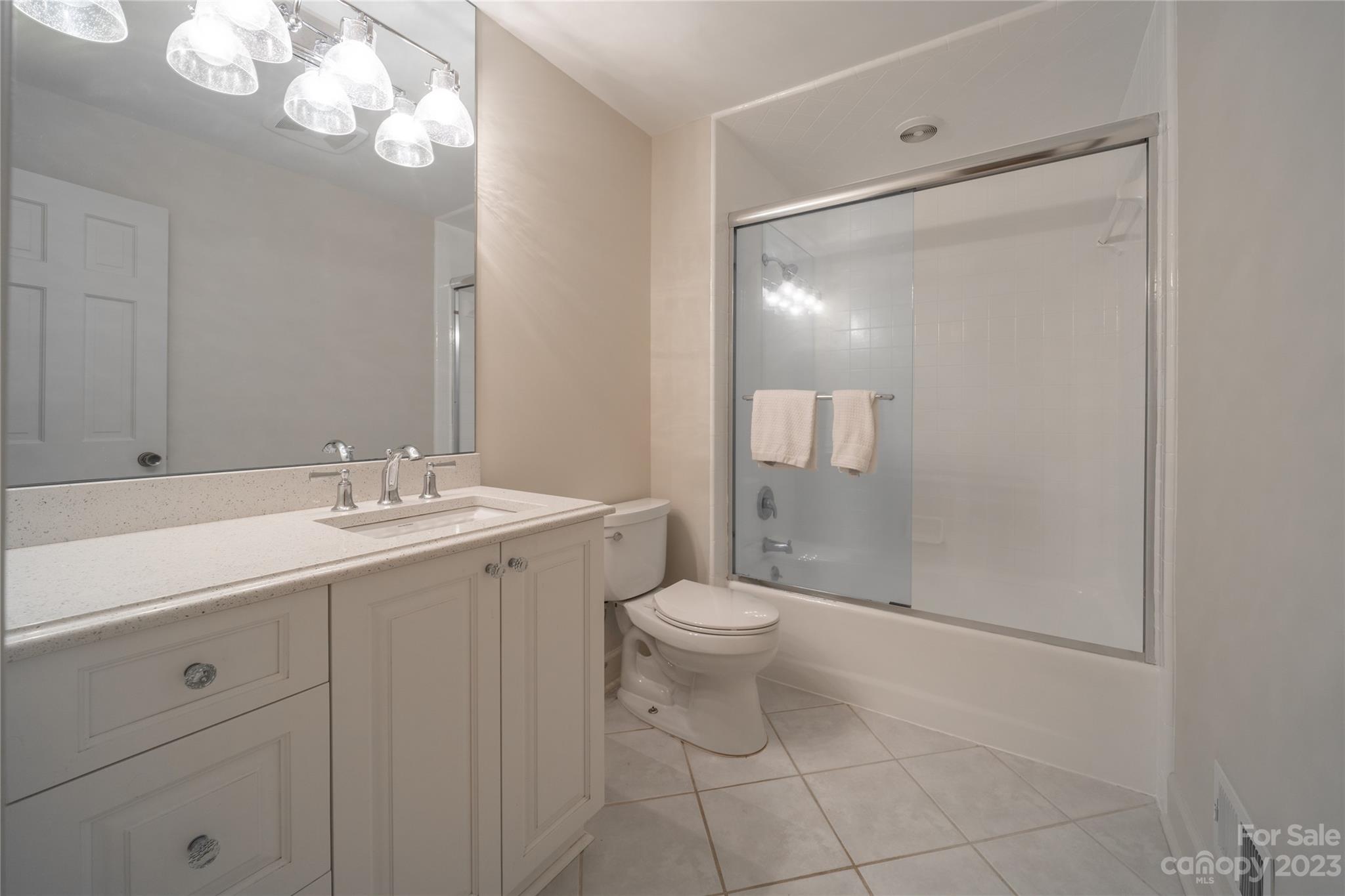 4301 Deepwood Drive Charlotte NC 28226