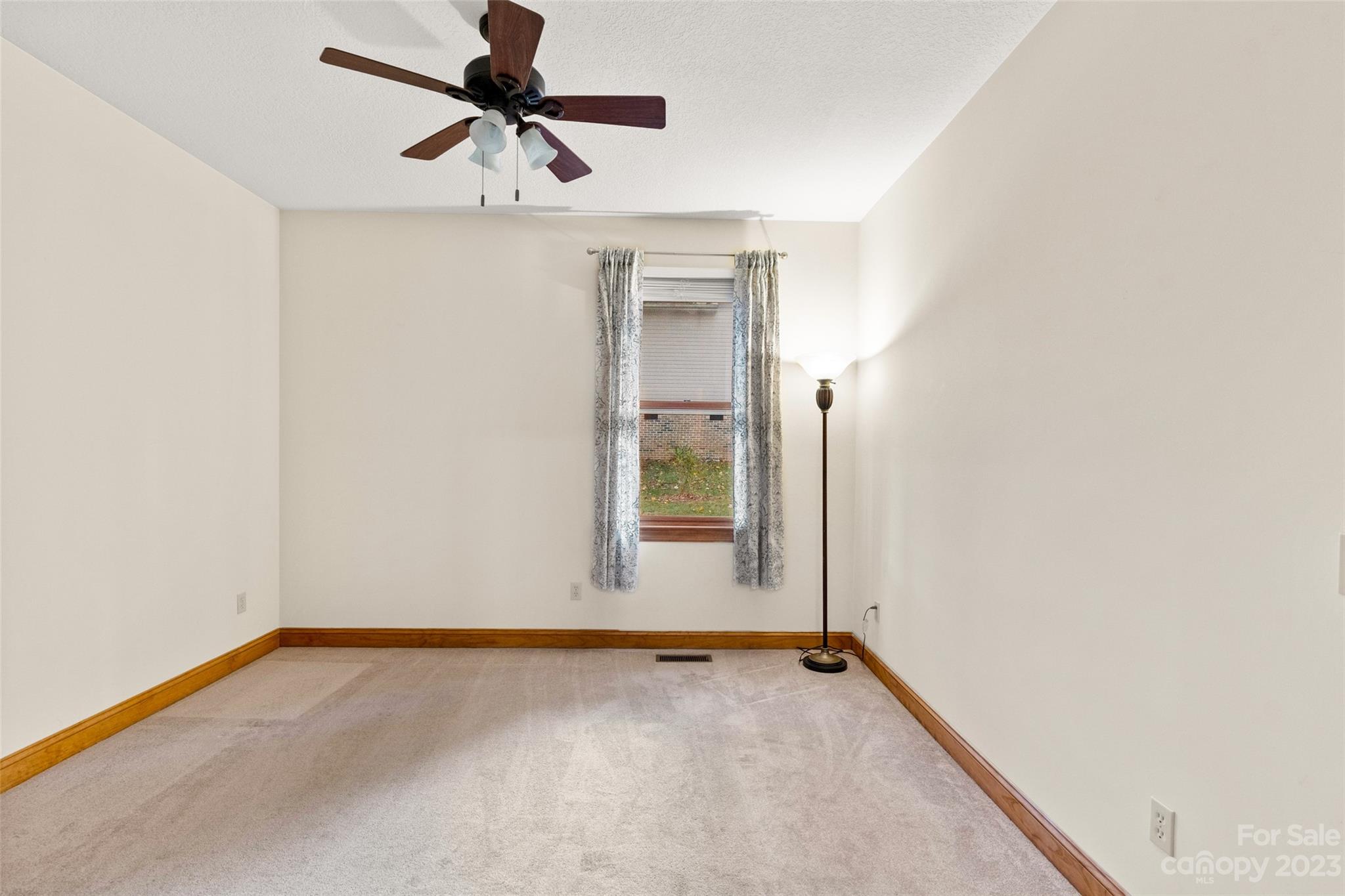 28 Helen Holcombe Way Candler NC 28715