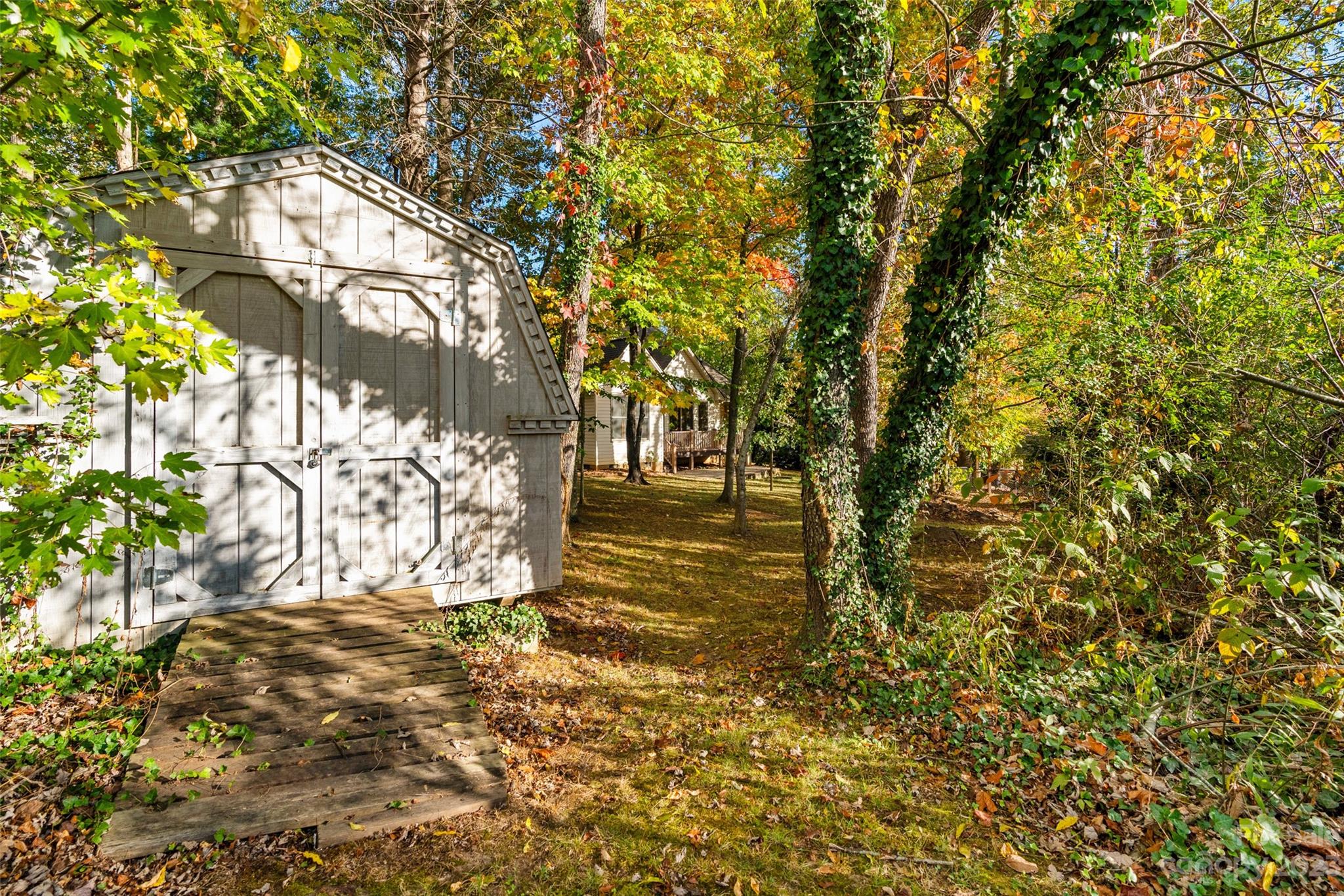 28 Helen Holcombe Way Candler NC 28715